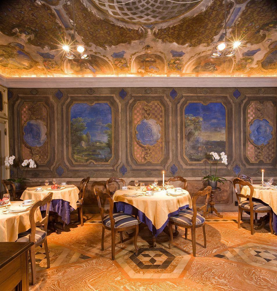 Hotel Pironi 3*